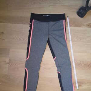 Young-reckless Women's multi Leggings